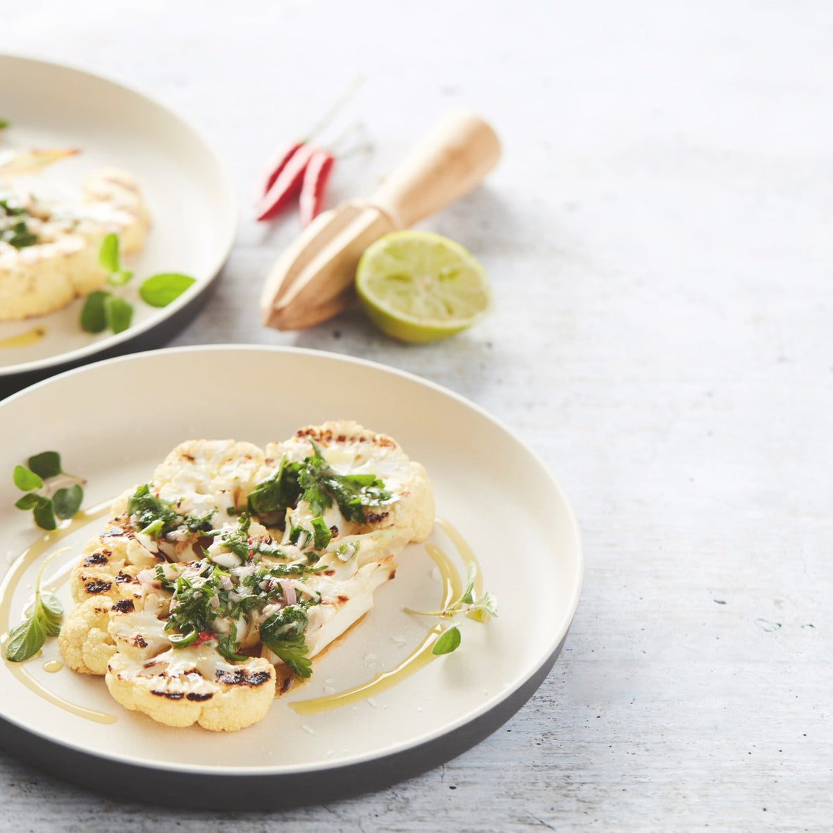 Cauliflower steak on the BBQ – Barbecook